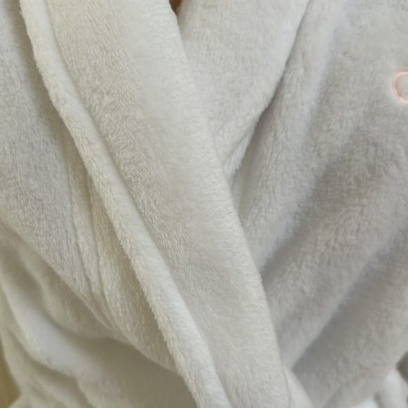 Calvin Klein Super-soft Robe - Picture 4 of 6